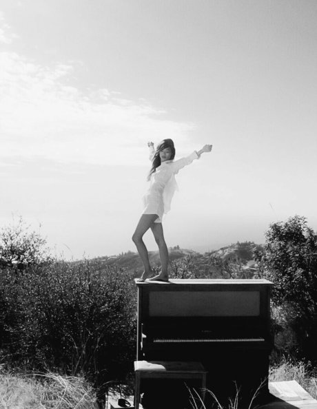 Jarah Mariano free star pictures