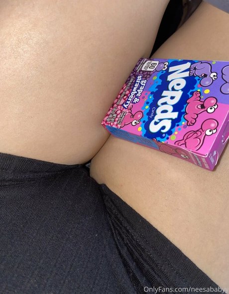 neesababyy model sexy picture