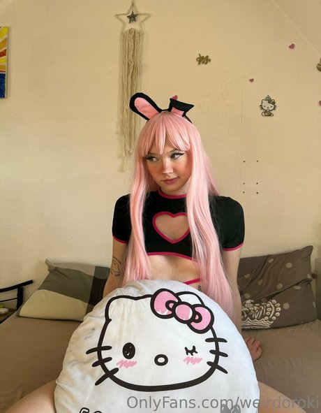 weirdoroki pretty actress img