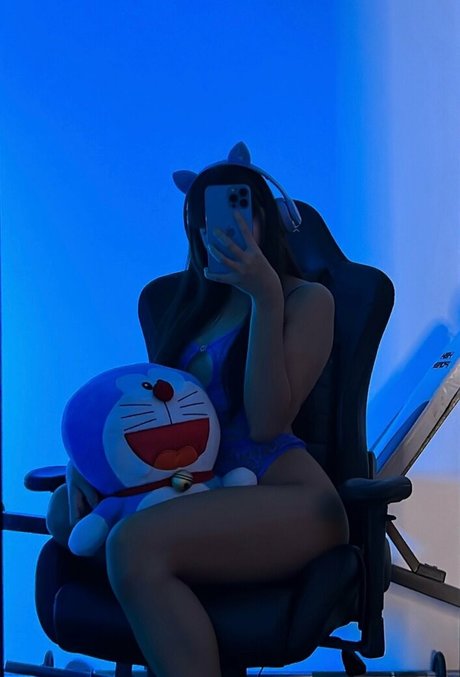 laalemonzz model porn pics