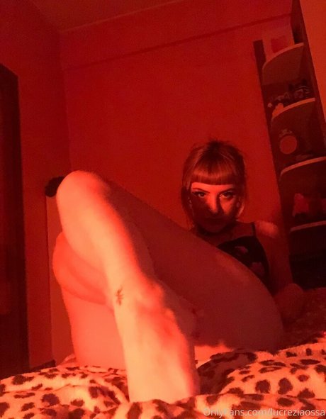 lucreziaossa sexy star picture
