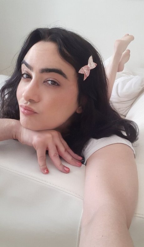 Miss Yuna beautiful pornstar img