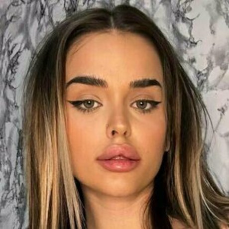 mind blowerr star sexy pic