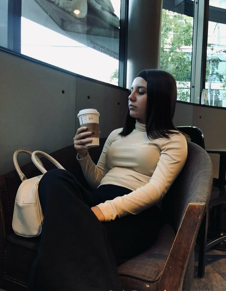 miliiiux perfect model image