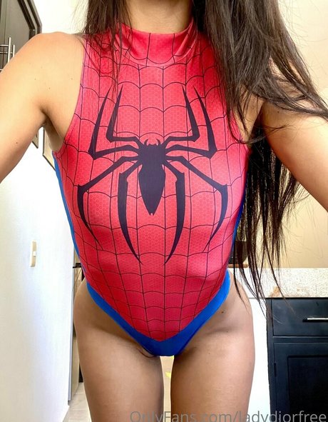 ladydiorfree art star gallery