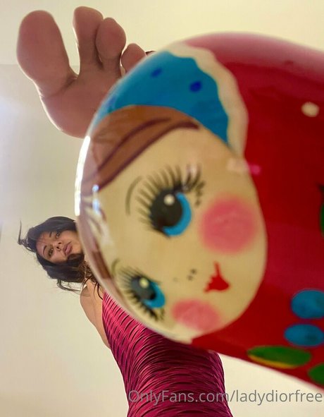 ladydiorfree sexy model img