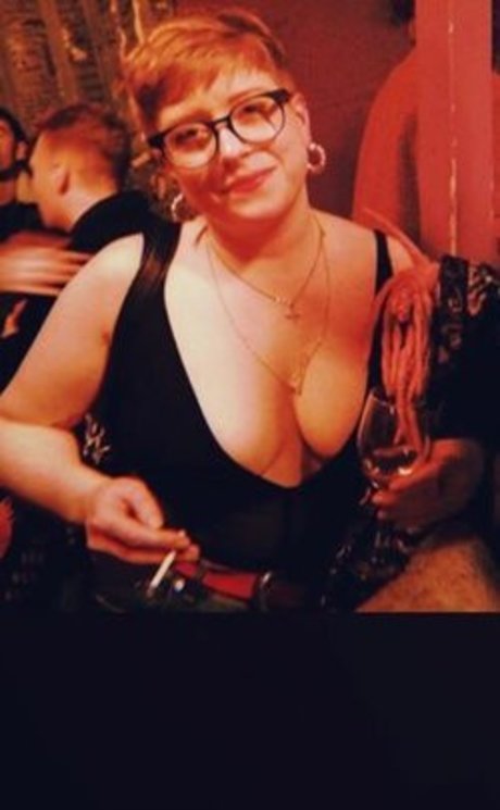 Blaithin De Burca naked pornstar images