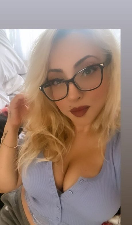 Karen Zatarain adult actress gallery