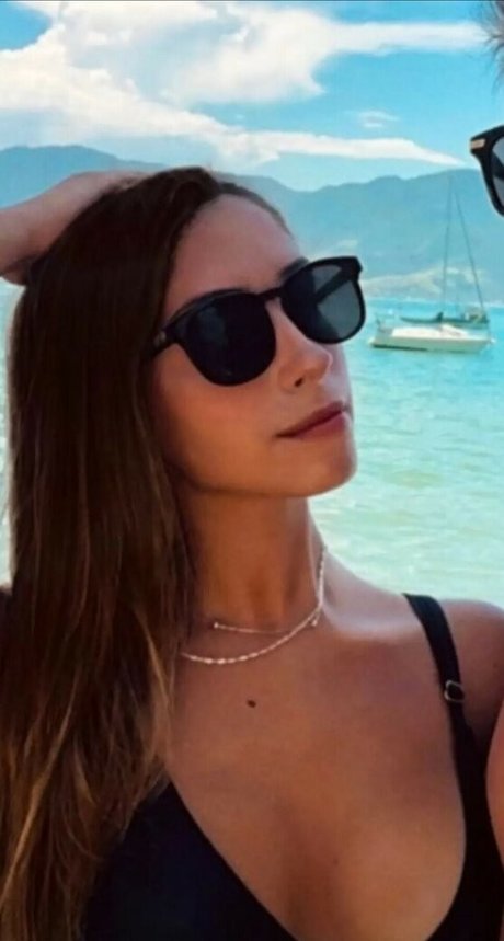 Cotimanzur model xxx pics