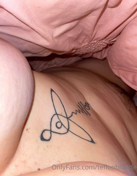 teflonblonde star erotic pics