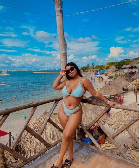 Majo Doll star nude images