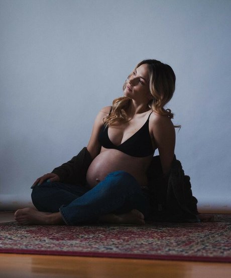 Julie Nolke model porn pic