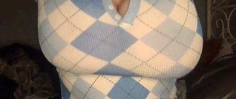 Busty Chloeuk top star image