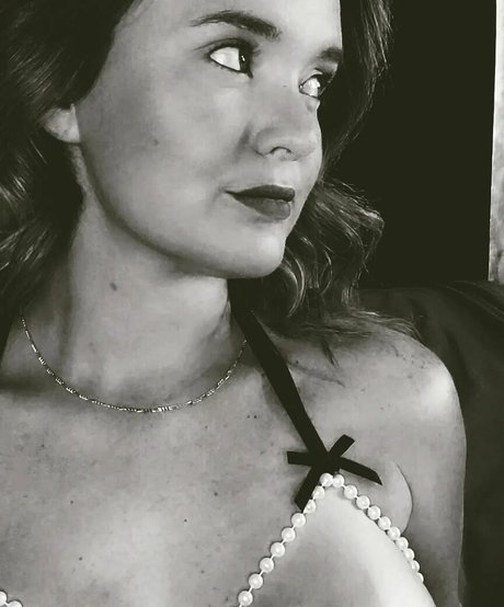 Jennifer Fox high quality pornstar gallery