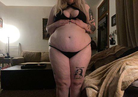 plumppumkin nude model galleries