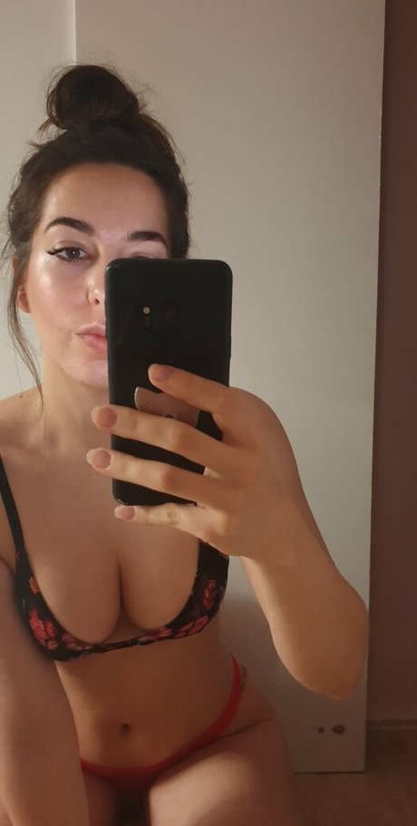 onlymiaubaby beautiful star img