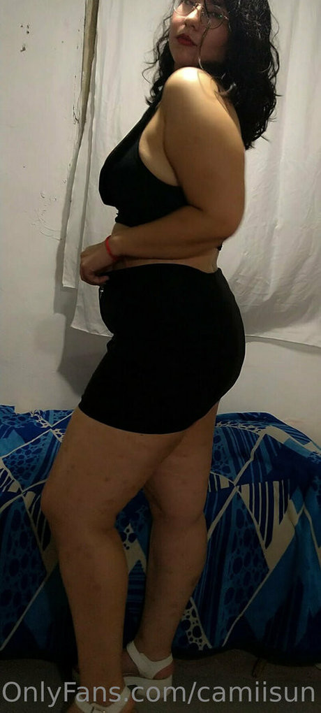 camiisun nude pornstar images