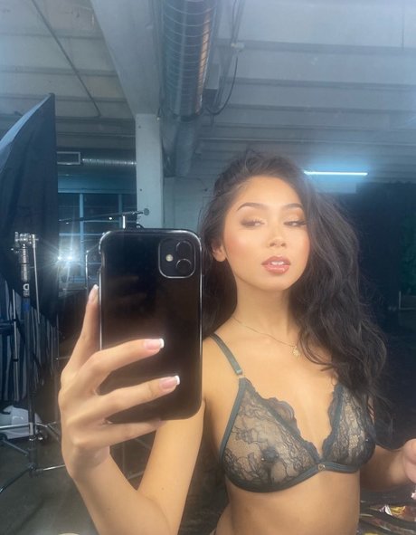 sereivthv beautiful model pic