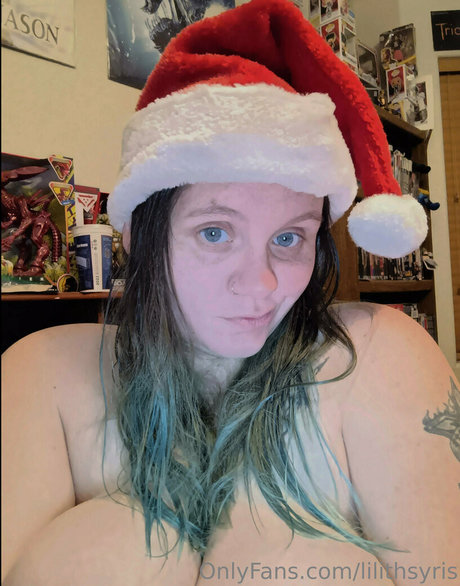 lilithsyris model sexy galleries