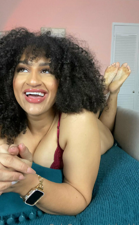 qingkk star hot pictures