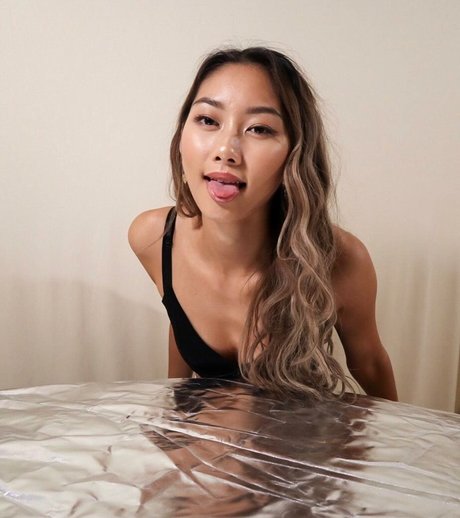 thuvnn model hot gallery