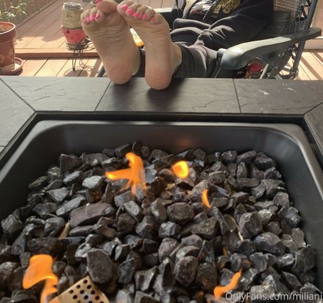 Miliani star adult img