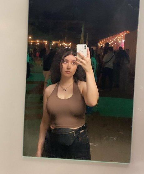 Yazzi pornstar top photo