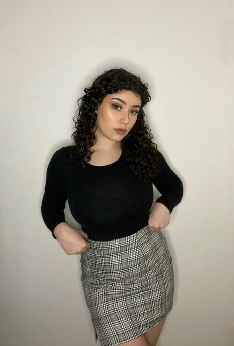 Yazzi exclusive star images