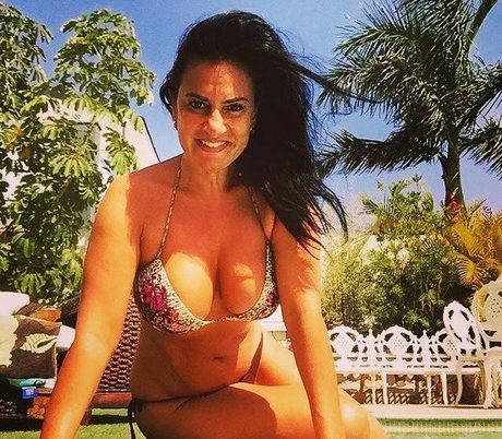 Angela Cavagna star adult gallery