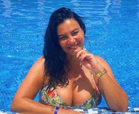 Angela Cavagna model adult galleries