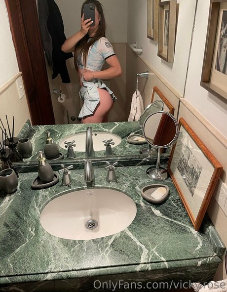 vicky rose star nudes images