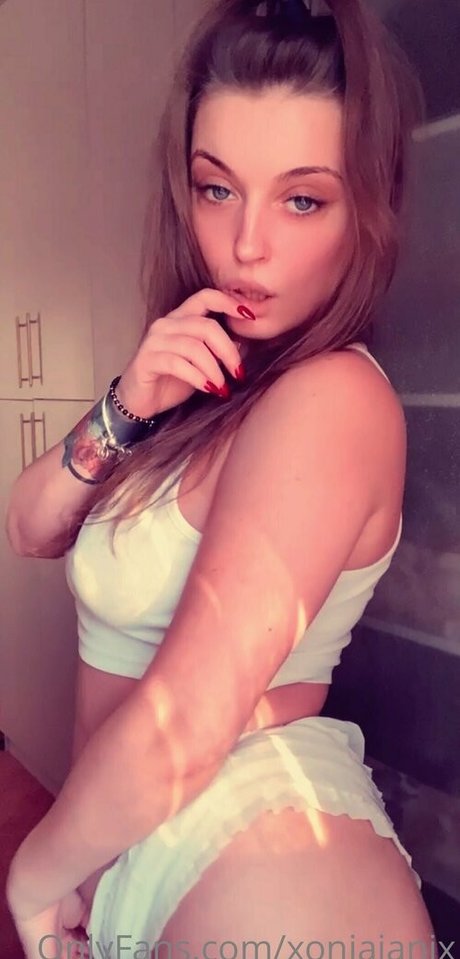 itsxonia pornographic model pictures