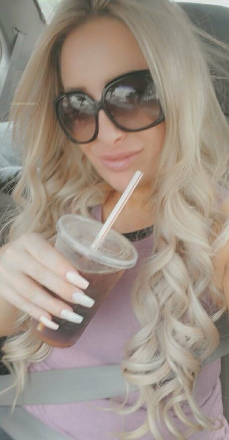 ashleygoldca free star pic