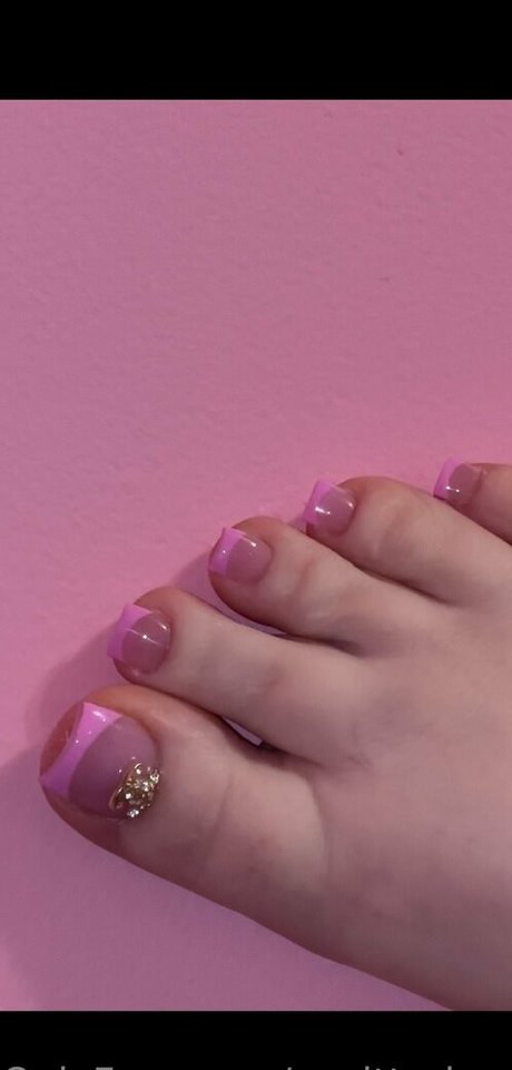 sagittariusshawty nude actress pic