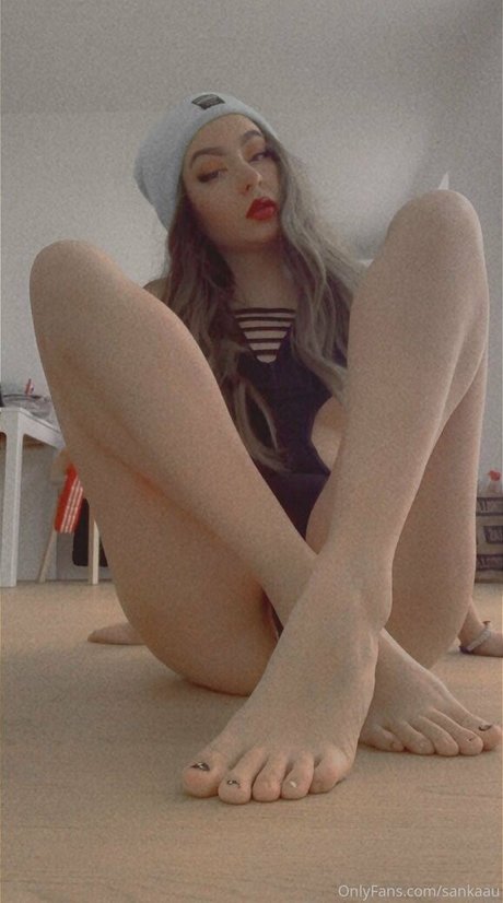 monamixxx beautiful model pic