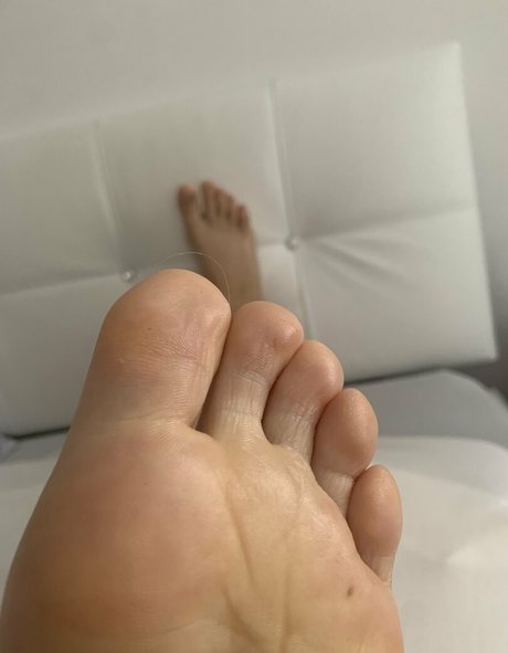 monamixxx perfect pornstar pics