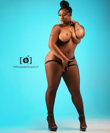 aj1atl sex actress archive