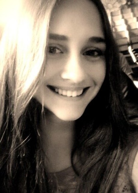 SladkiSlivki nude model img