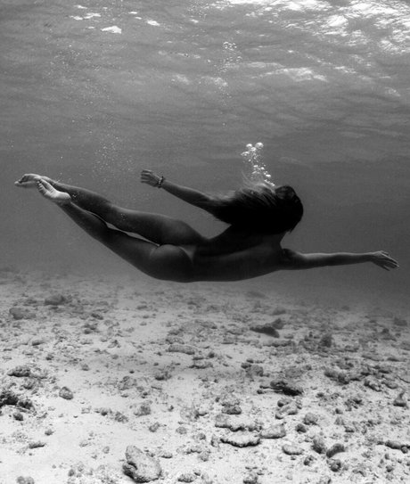 Mollykirky star beautiful picture