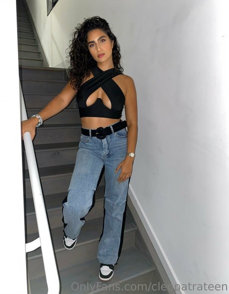 cleopatrateen model top pictures