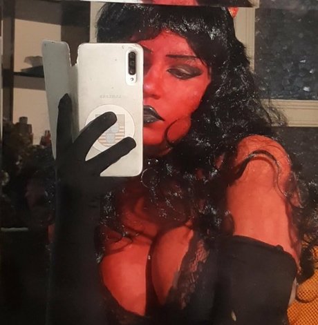 Mendeni top model picture