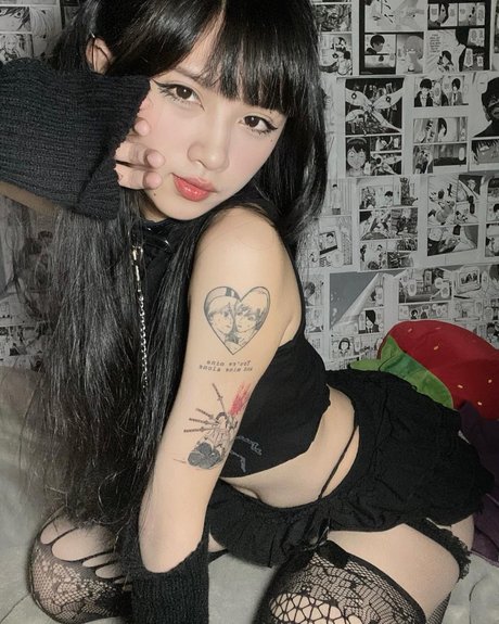 sorrylylyy pretty model img