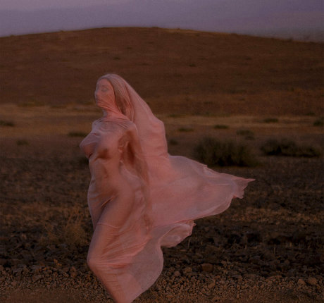 Yasmine Petty star free image