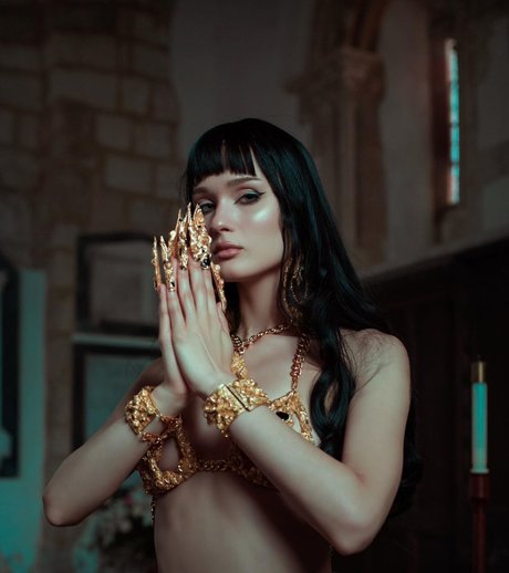 Saich0tic beautiful model archive