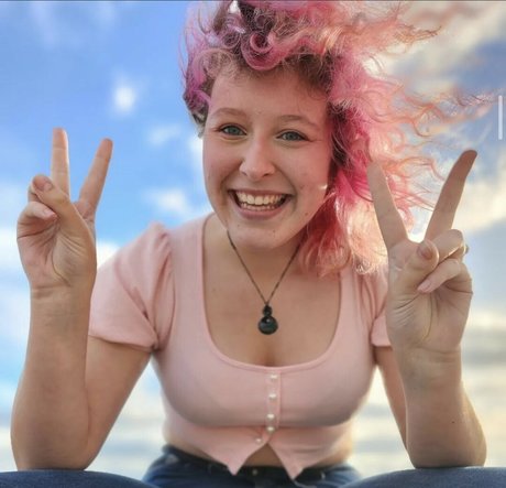 Lucyqueenofchaos top actress pictures