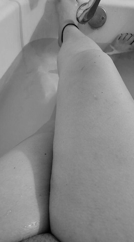 purplelaydfox pornstar nude photo