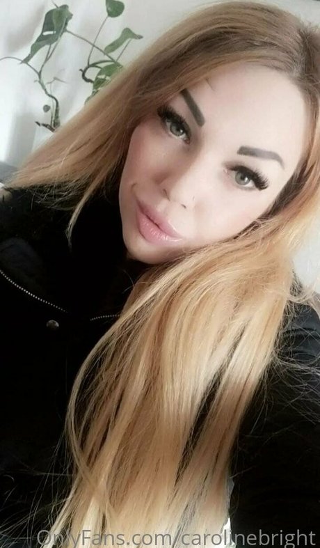 carolinebright pornstar high quality image