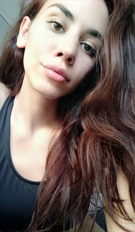 Vera Kaludi star exclusive gallery