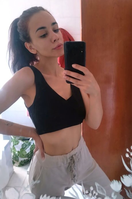 Vera Kaludi pornstar erotic archive