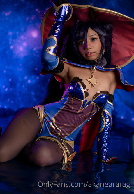 akaneararagii star nude picture